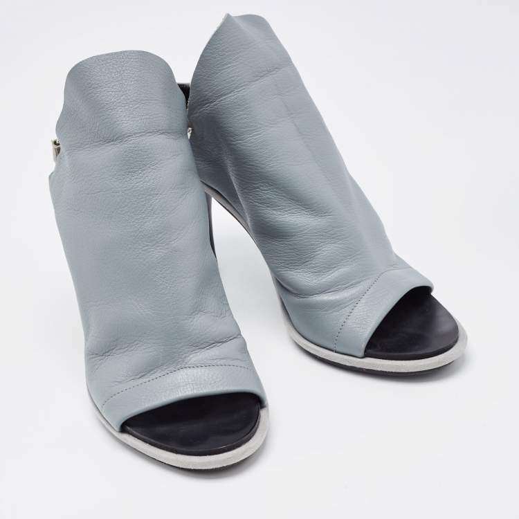 Pre Owned Balenciaga Grey Suede and Leather Glove Sandals Size 39