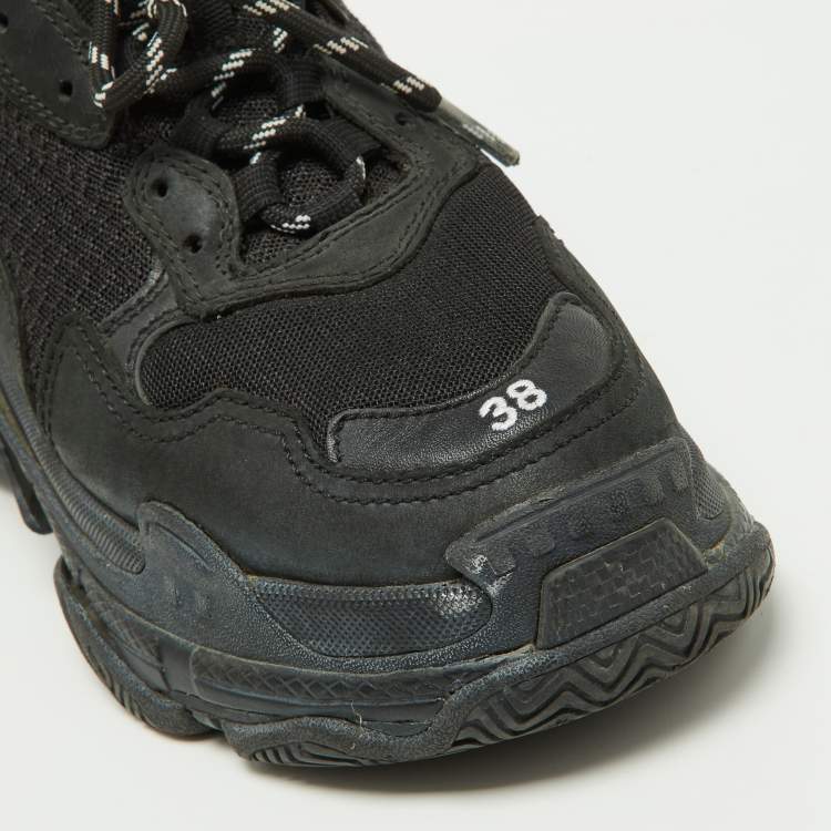 مملوكة مسبقًا Balenciaga Black Mesh,Nubuck and Nubuck Triple S Sneakers Size 38