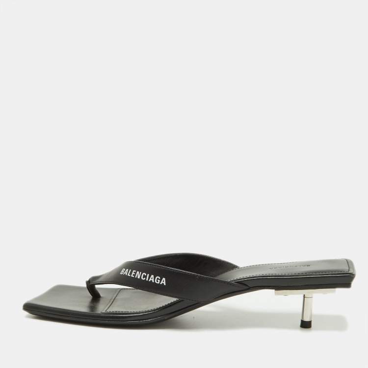 Pre Owned Balenciaga Black Leather Thong Slide Sandals Size 39