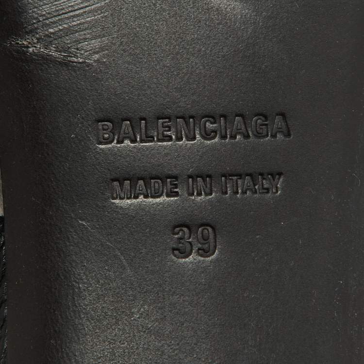 Pre Owned Balenciaga Black Leather Thong Slide Sandals Size 39
