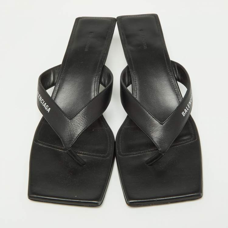 Pre Owned Balenciaga Black Leather Thong Slide Sandals Size 39