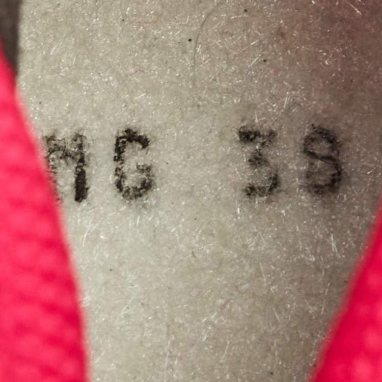 Pre Owned Balenciaga Neon Pink Knit Fabric Speed Trainer Sneakers Size 38