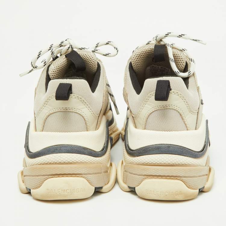 مملوكة مسبقًا Balenciaga Grey Mesh and Leather Triple S Sneakers Size 38