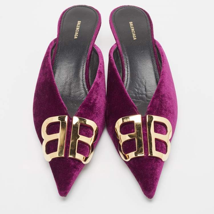 Pre Owned Balenciaga Burgundy Velvet Knife  Mules Size 37