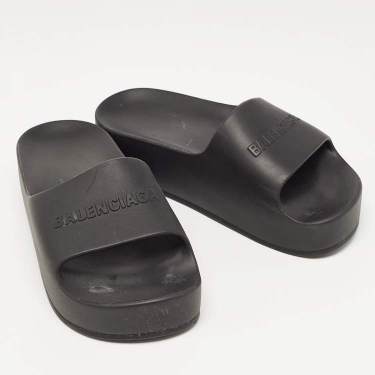 Pre Owned Balenciaga Black Rubber Pool Flat Slides Size 37