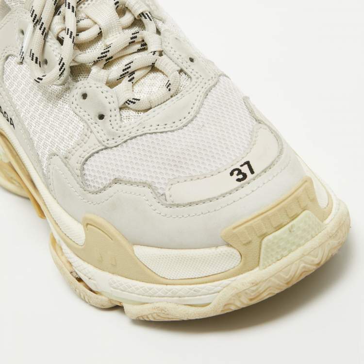 Pre Owned Balenciaga White/Grey Mesh and Leather Triple S Low Top Sneakers Size 37