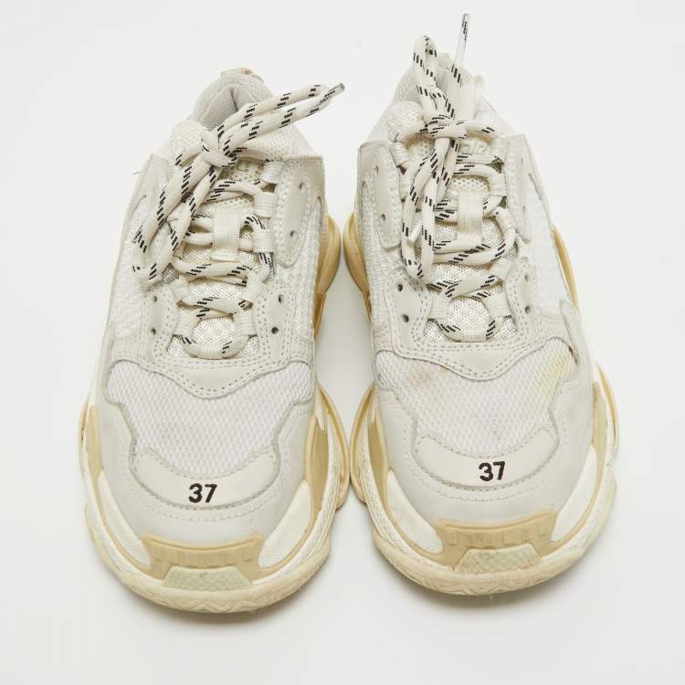 Pre Owned Balenciaga White/Grey Mesh and Leather Triple S Low Top Sneakers Size 37