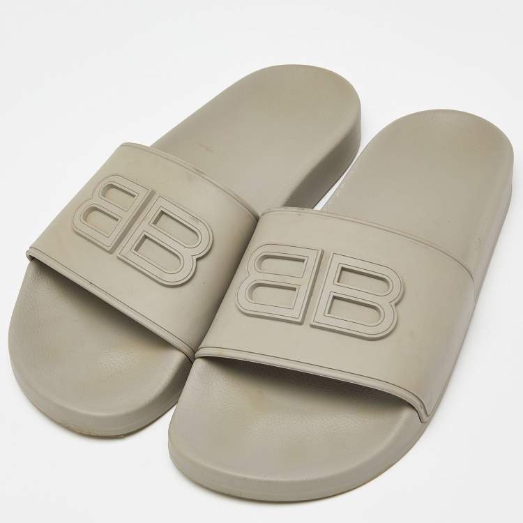 Pre Owned Balenciaga Grey Rubber BB Logo Flat Slides Size 39