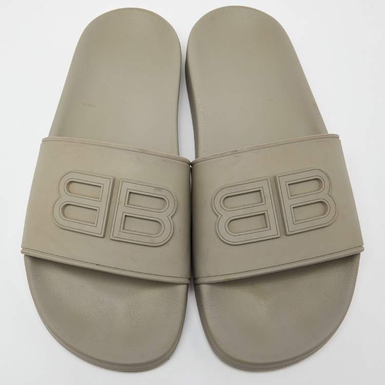 Pre Owned Balenciaga Grey Rubber BB Logo Flat Slides Size 39