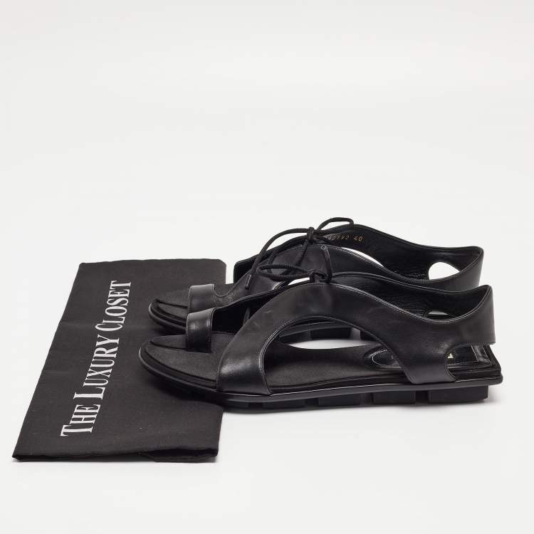 Pre Owned Balenciaga Black Leather Toe Ring Flat Sandals Size 40