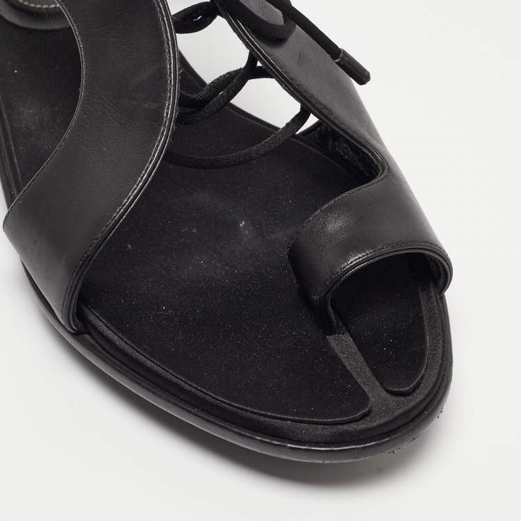 Pre Owned Balenciaga Black Leather Toe Ring Flat Sandals Size 40