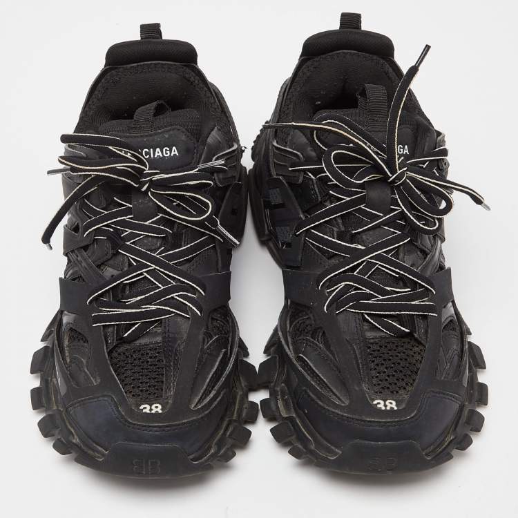 مملوكة مسبقًا Balenciaga Black Mesh and Faux Leather Track Sneakers Size 38 
