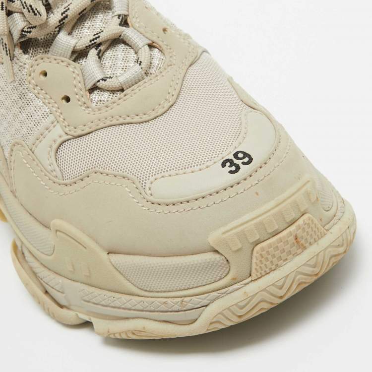 Pre Owned Balenciaga Grey Faux Leather and Mesh Triple S Sneakers Size 39