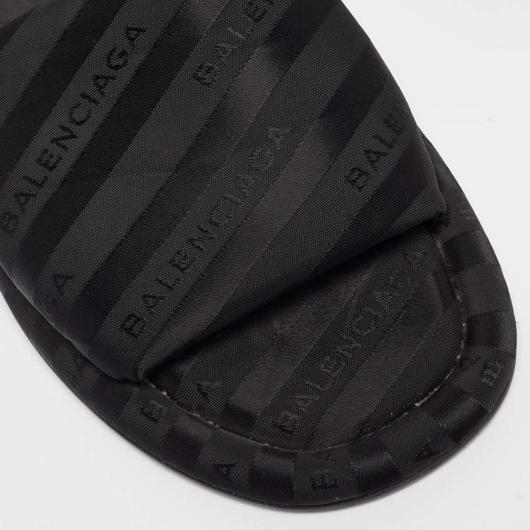 مملوكة مسبقًا Balenciaga Black Logo Print Fabric Flat Slides Size 38