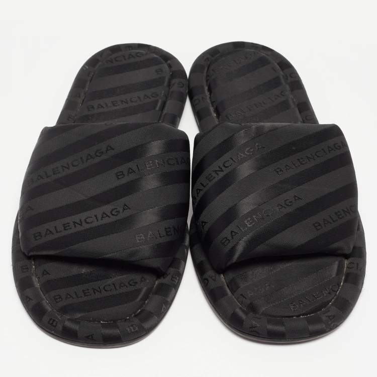مملوكة مسبقًا Balenciaga Black Logo Print Fabric Flat Slides Size 38