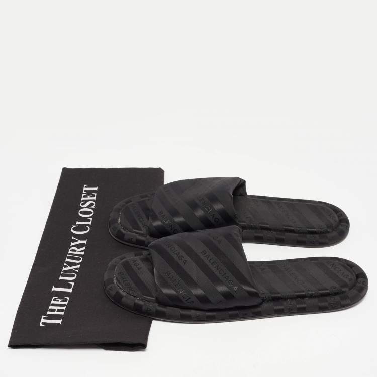 مملوكة مسبقًا Balenciaga Black Logo Print Fabric Flat Slides Size 38