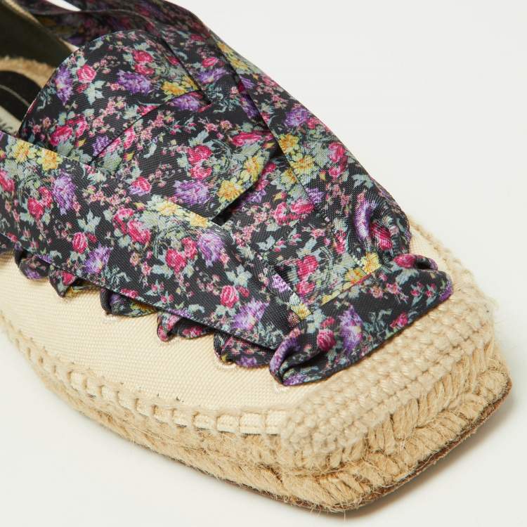 Pre Owned Balenciaga Multicolor Canvas and Floral Print Lace Up Espadrille Flat Sandals Size 36