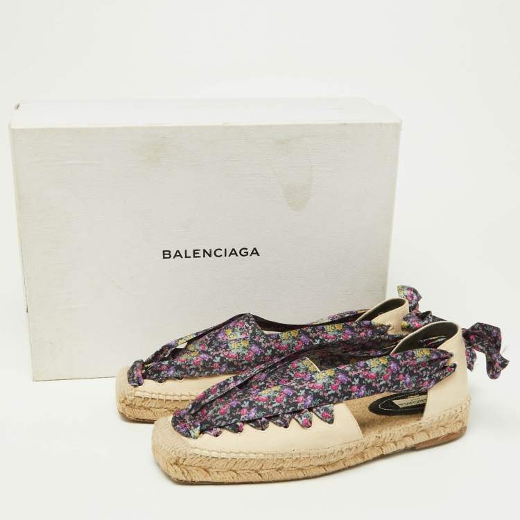 Pre Owned Balenciaga Multicolor Canvas and Floral Print Lace Up Espadrille Flat Sandals Size 36