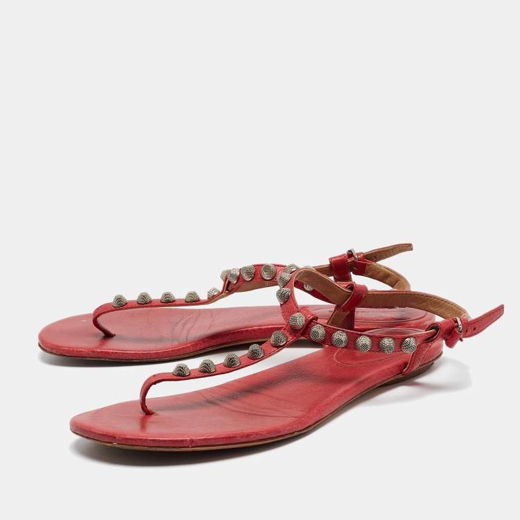 Pre Owned Balenciaga Dark Pink Leather Studded Thong Flat Sandals Size 40