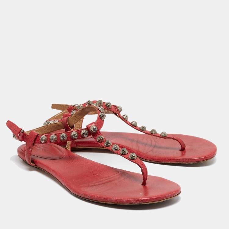 Pre Owned Balenciaga Dark Pink Leather Studded Thong Flat Sandals Size 40