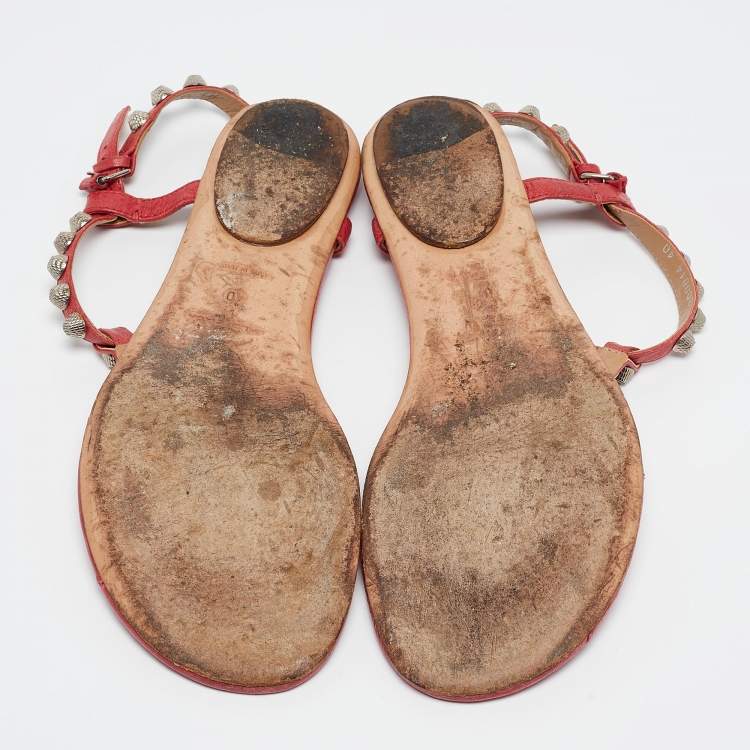 Pre Owned Balenciaga Dark Pink Leather Studded Thong Flat Sandals Size 40