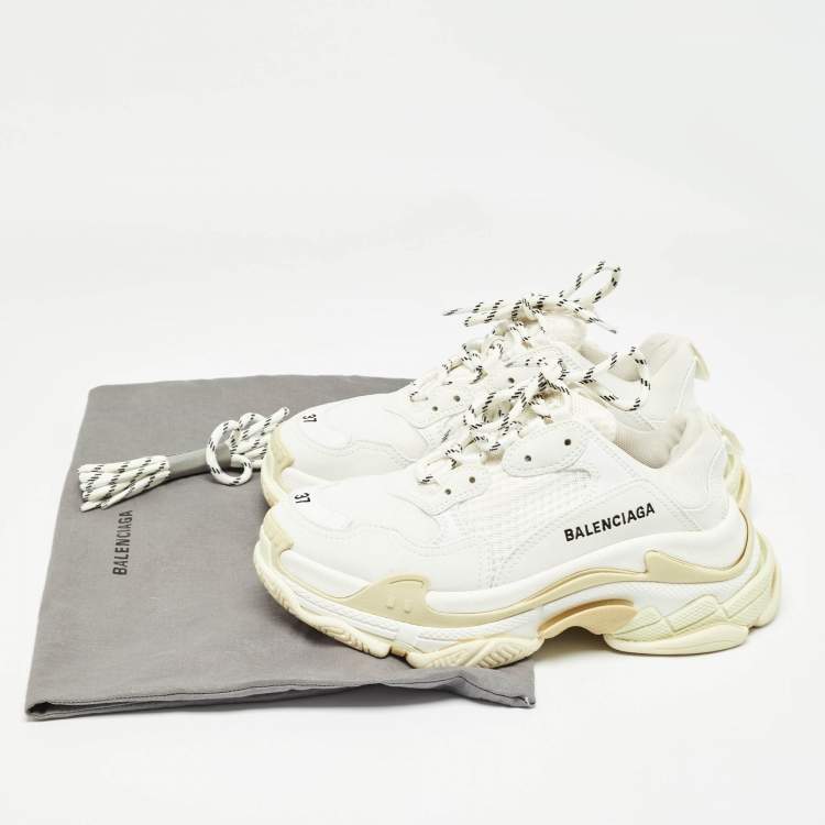 مملوكة مسبقًا Balenciaga White Faux Leather and Mesh Triple S Sneakers Size 37