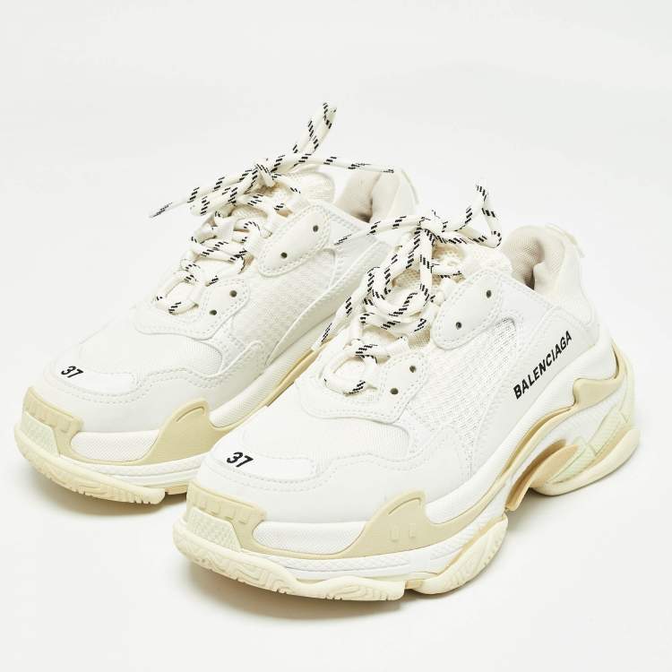 مملوكة مسبقًا Balenciaga White Faux Leather and Mesh Triple S Sneakers Size 37