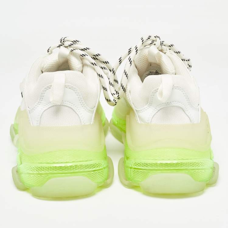 مملوكة مسبقًا Balenciaga White Faux Leather and Mesh Triple S Clear Sneakers Size 40
