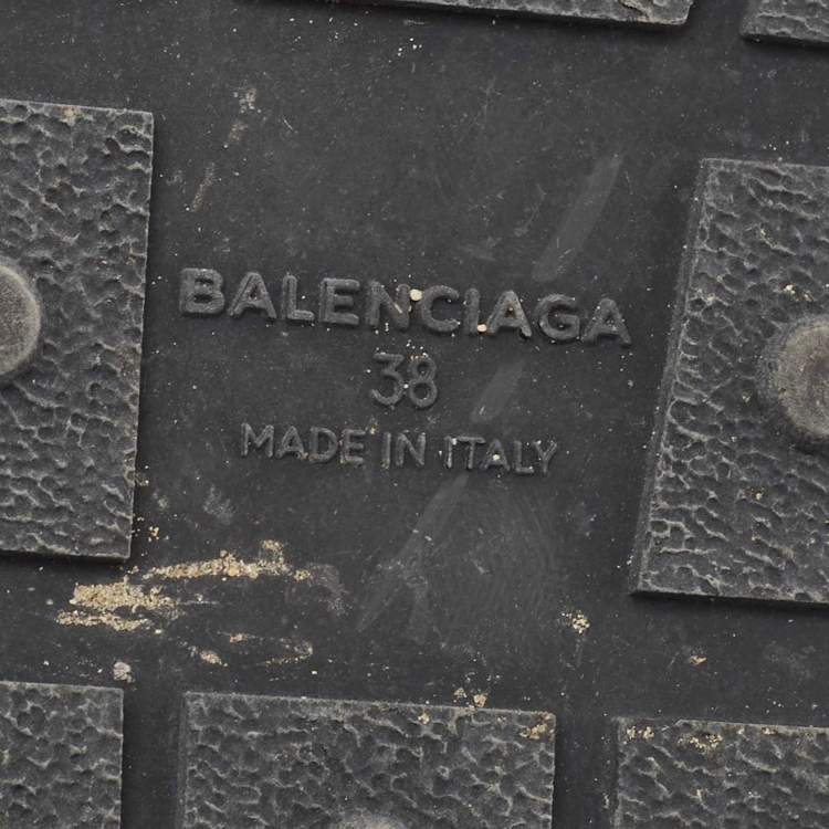 Pre Owned Balenciaga Black Leather Race Runner Sneakers Size 38