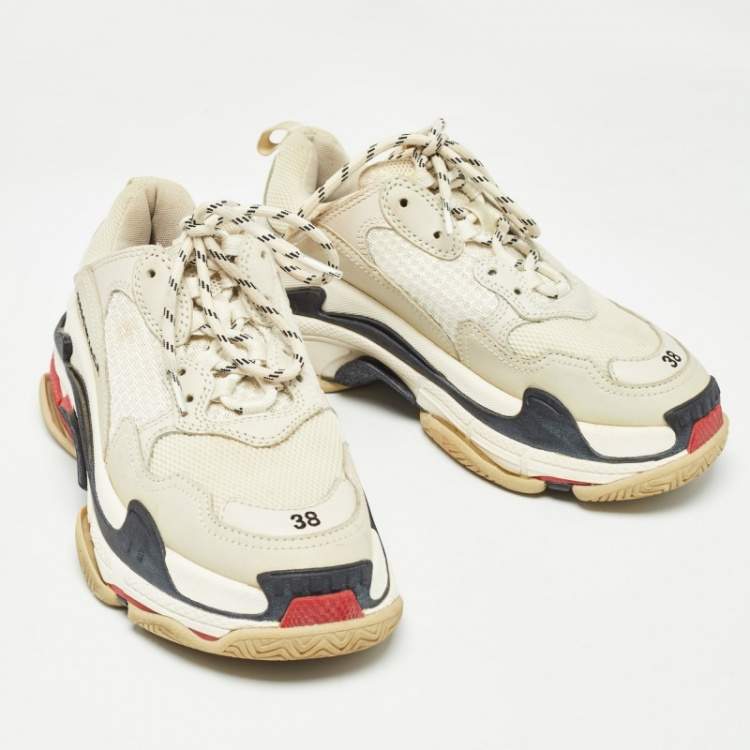 مملوكة مسبقًا Balenciaga Multicolor Nubuck and Mesh Triple S Sneakers Size 38