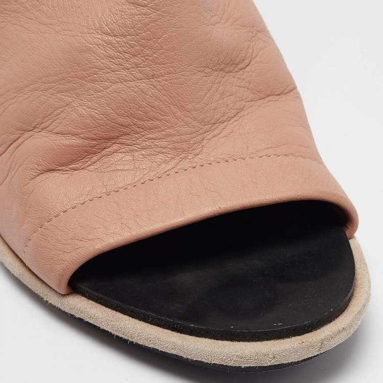 Pre Owned Balenciaga Pink/Beige Leather and Suede Glove Sandals Size 41