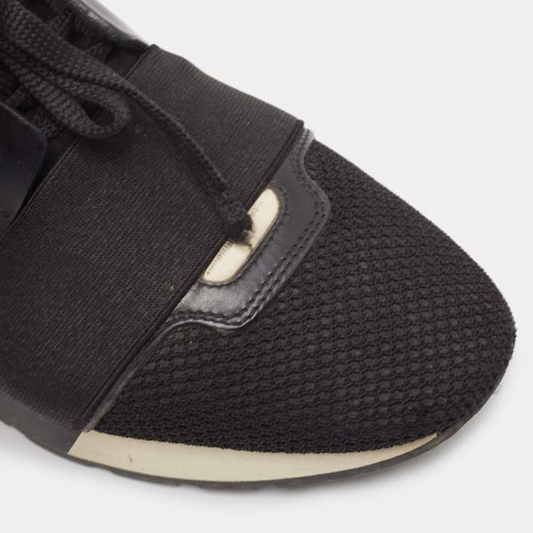 مملوكة مسبقًا Balenciaga Two Tone Mesh and Leather Race Runner Sneakers Size 37
