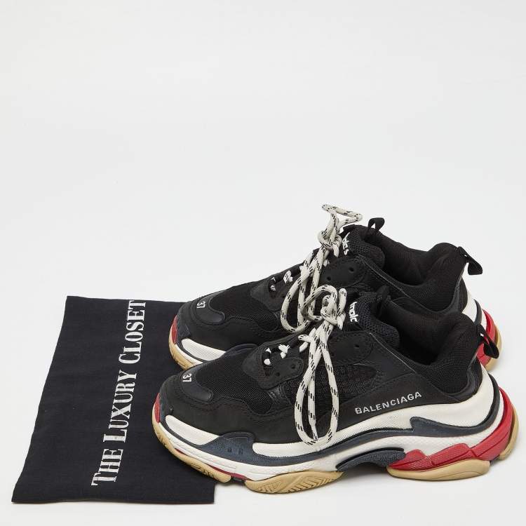 مملوكة مسبقًا Balenciaga Black Mesh and Leather Triple S Sneakers Size 37