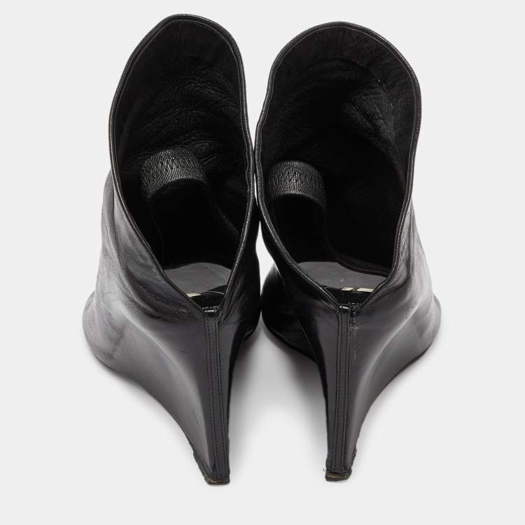 Pre Owned Balenciaga Black Leather Glove Wedge Sandals Size 38.5
