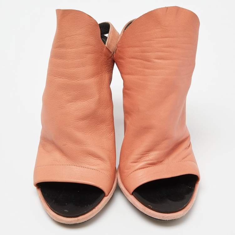 Pre Owned Balenciaga Orange Leather and Suede Glove Sandals Size 37