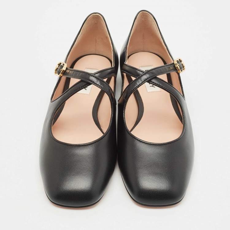 Pre Owned Bally Black Leather Byntia Ballet Flats Size 38