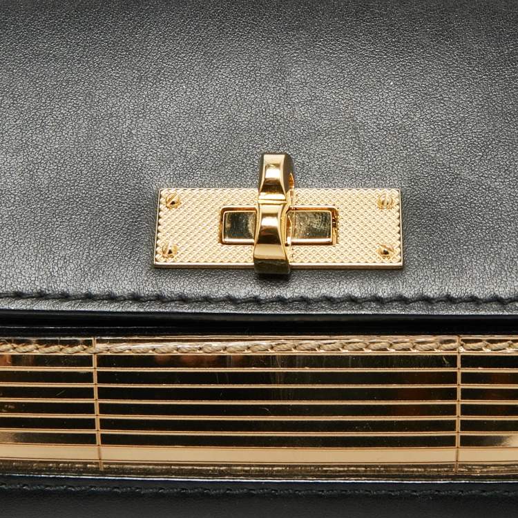 Pre Owned Bally Black/Gold Leather Suzy Chain Clutch