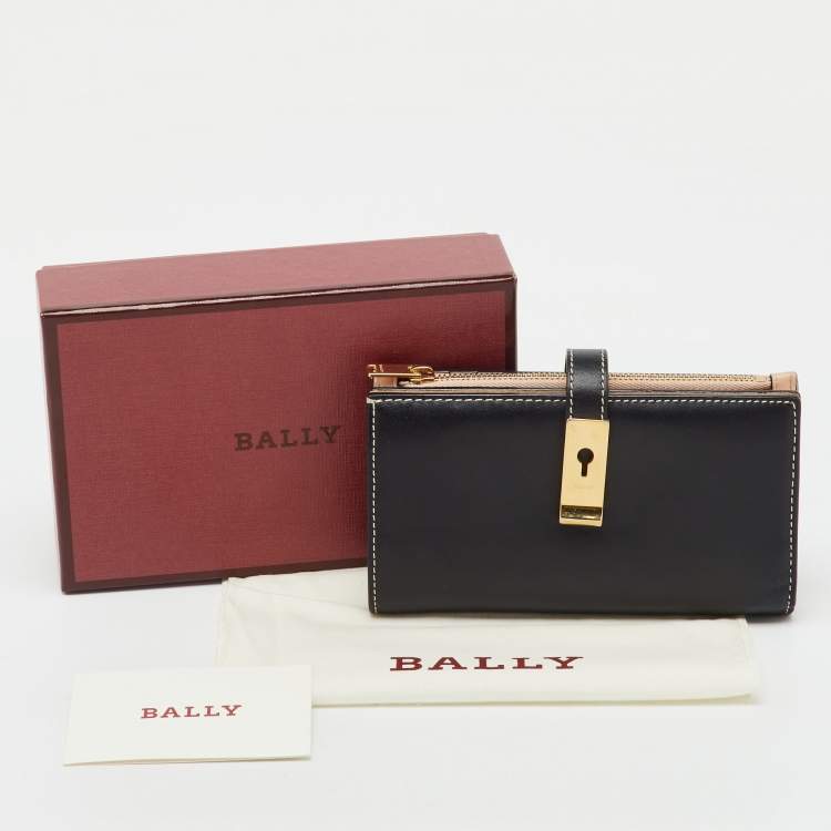 Pre Owned Bally Black Leather Amy  Zip Around French Wallet 