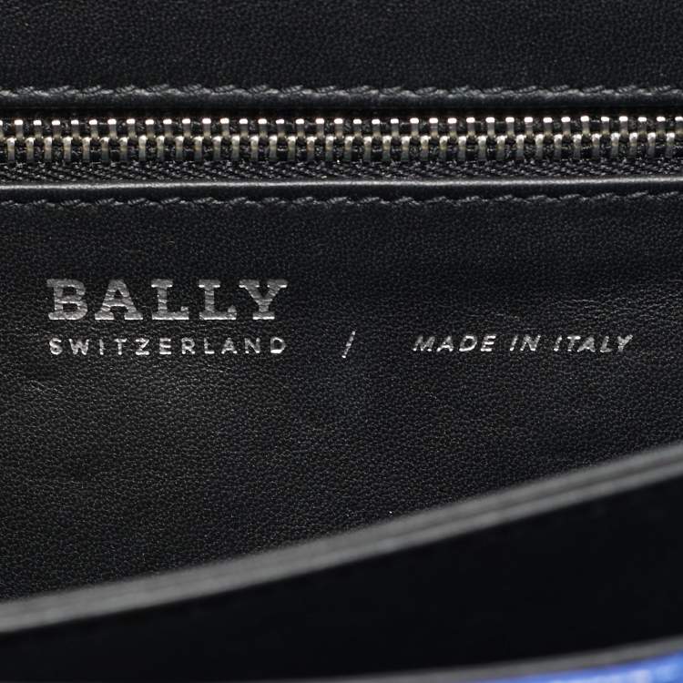 Pre Owned Bally Blue Quilted Leather Eclipse Chain Shoulder Bag