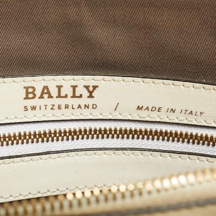Pre Owned Bally White Leather Berekely Lip Print Bag