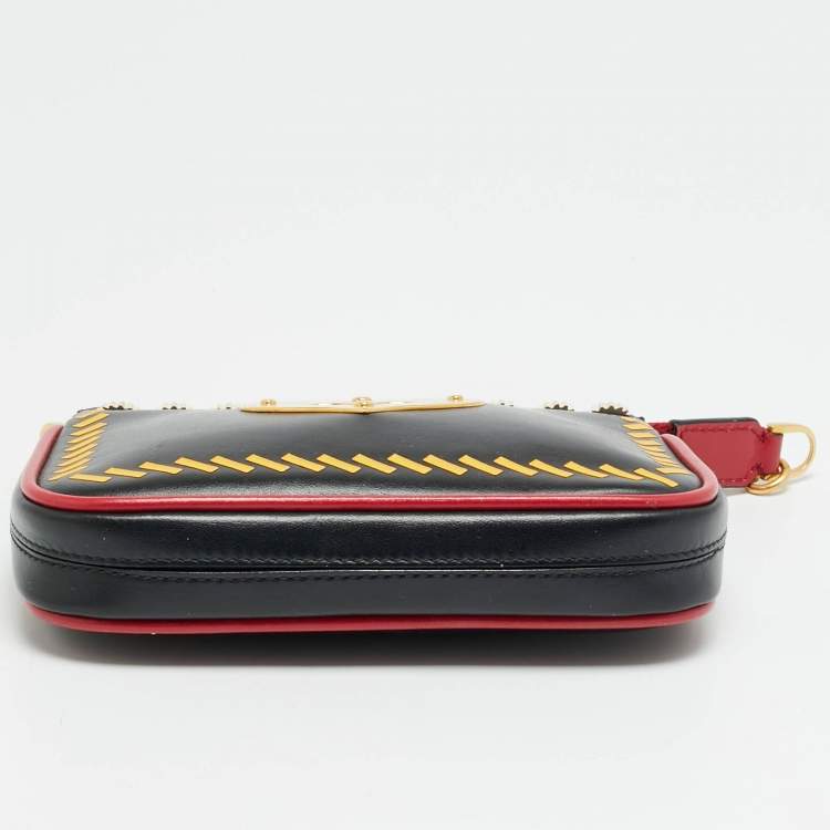 Pre Owned Bally Swiss Heart Black/Red Leather Pochette