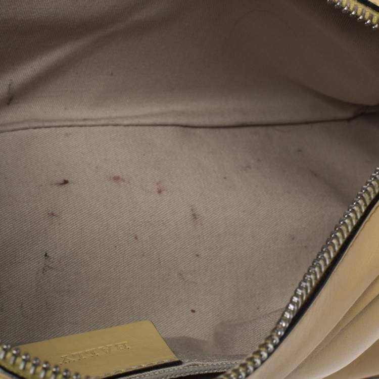 Pre Owned Bally Light Yellow Leather Zip Shoulder Bag