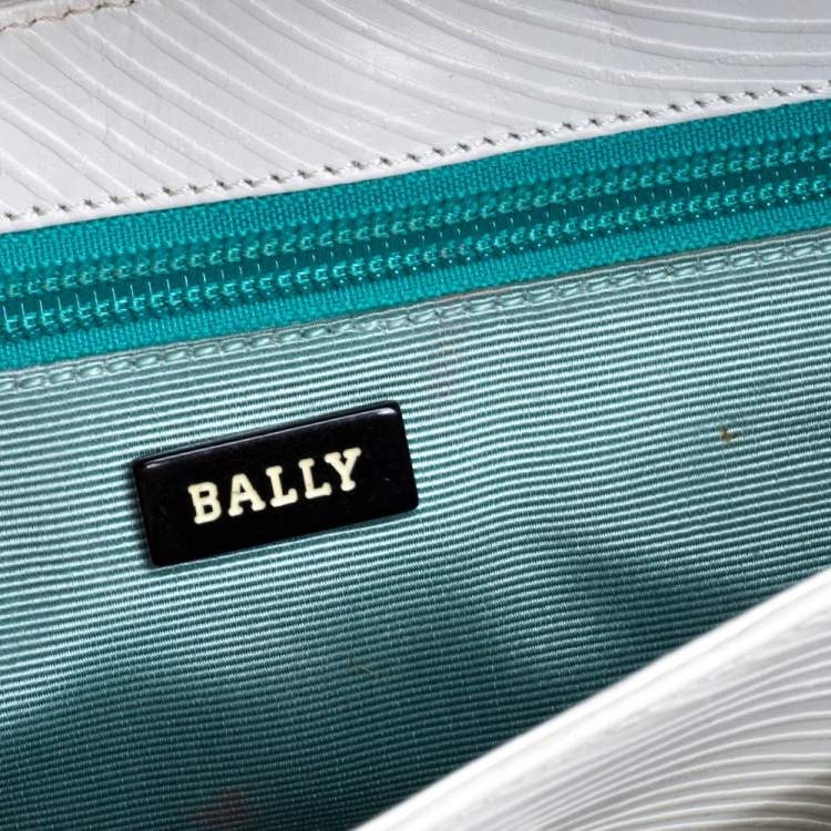 Pre Owned Bally White Textured Leather Double Pocket Flap Shoulder Bag