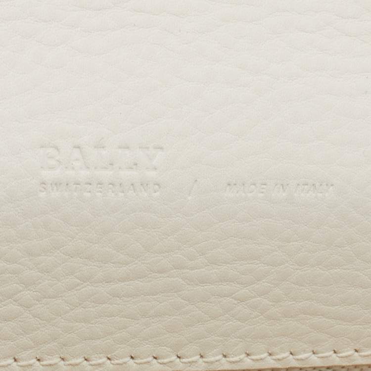 Pre Owned Bally Cream Quilted Leather Embellished Top Handle Bag