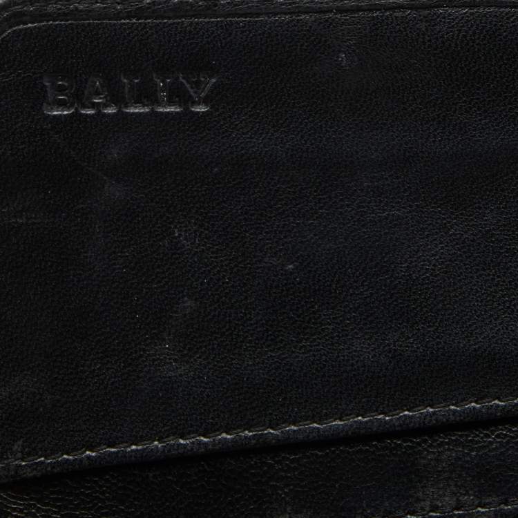 Pre Owned Bally Black Quilted Leather Continental Wallet