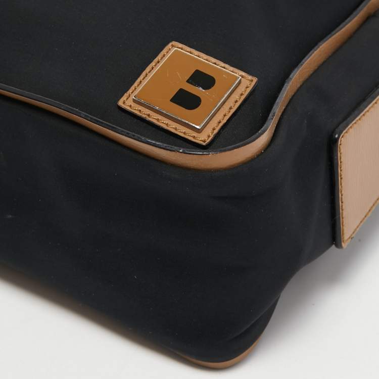 Pre Owned Bally Dark Blue/Beige Nylon and Leather Shoulder Bag