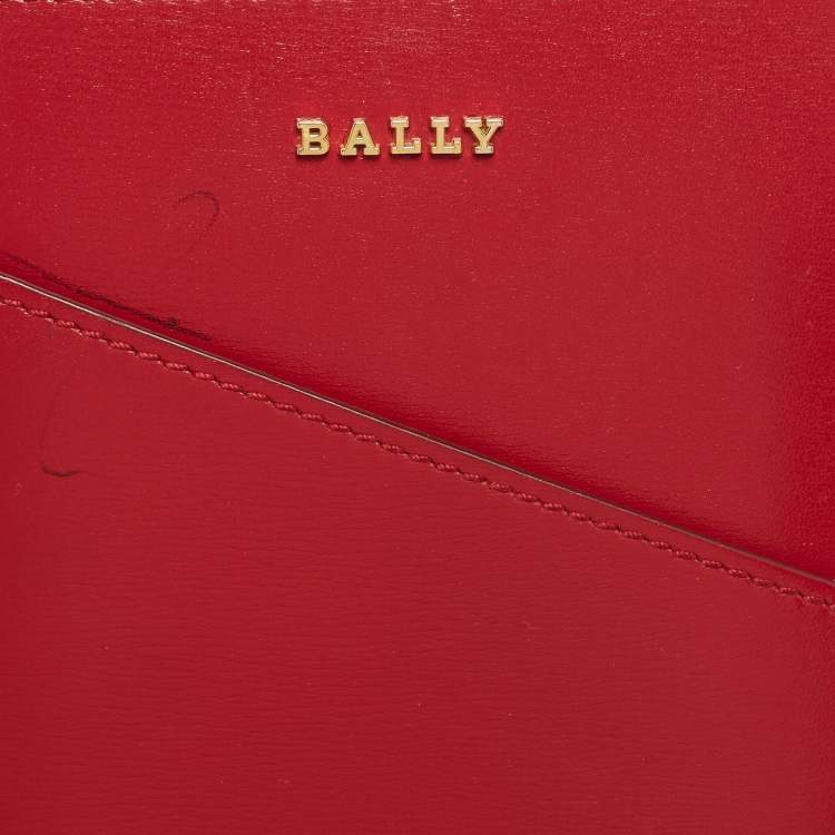Pre Owned Bally Red Leather Document Crossbody Bag