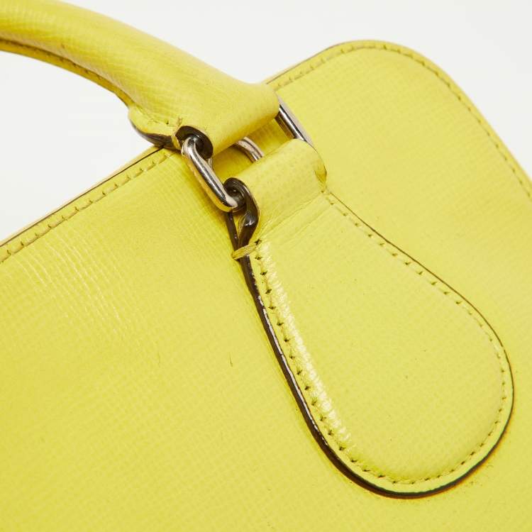 مملوكة مسبقًا Bally Yellow Leather Camera Crossbody Bag