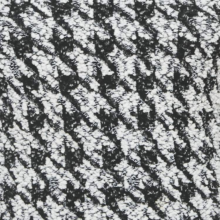 Pre Owned فستان بالمان مخملي أسود بدون حمالات قصير مقاس وسط (ميديوم)