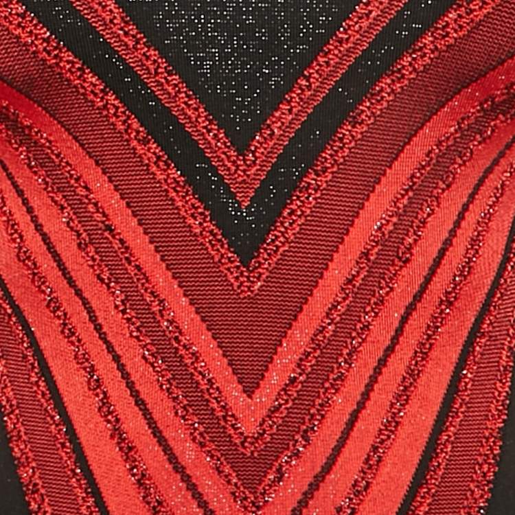 Pre Owned فستان بالمان ضيق محبوك لوريكس شيvron أحمر/أسود مقاس متوسط (ميديام)